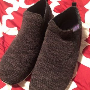 Dark Gray/Black Skechers sneakers - Size 9